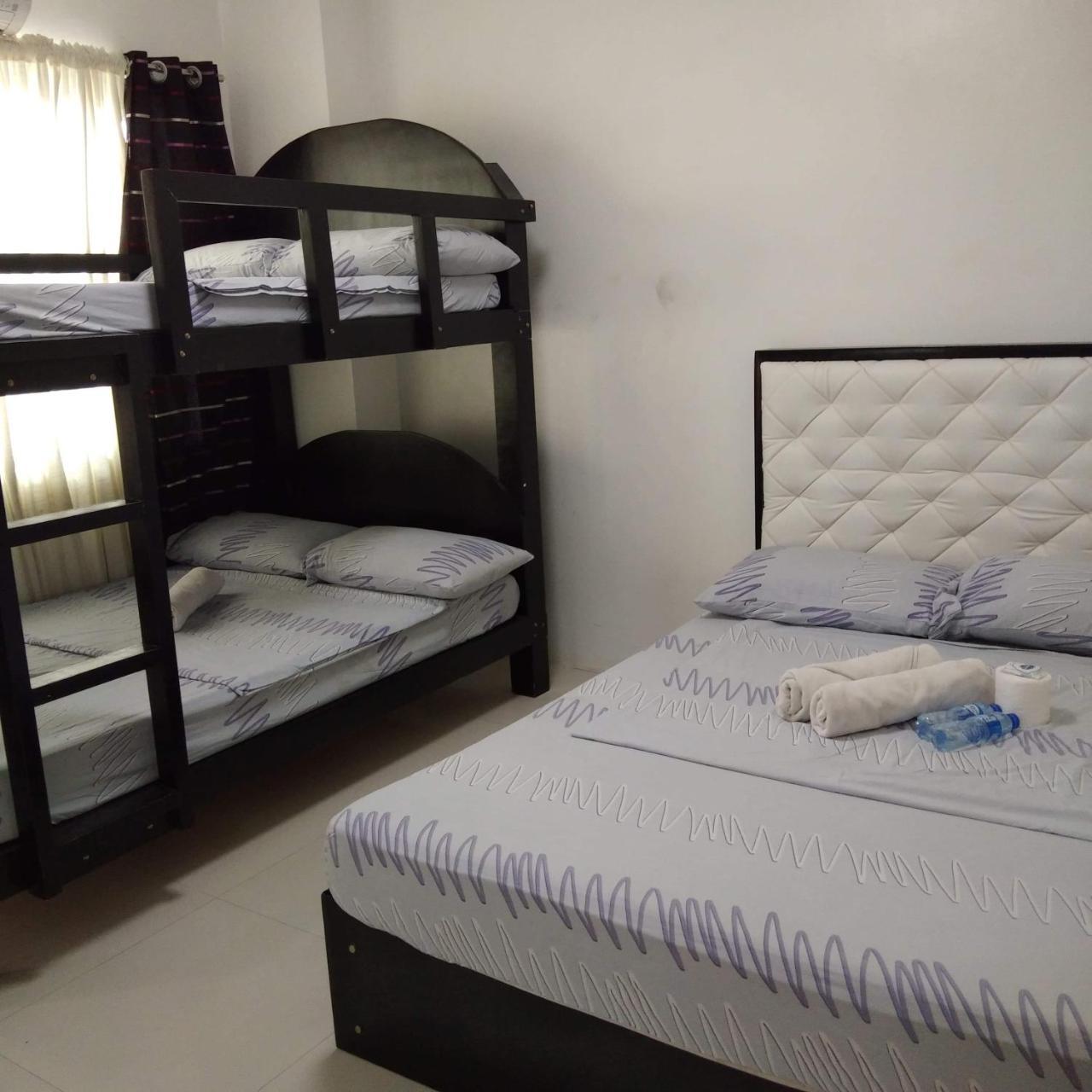 N&J Lopez Lodging House Pasay Room photo